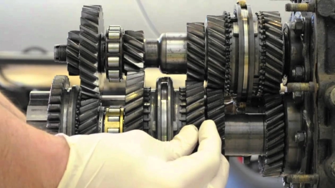 تعمیر تخصصی گیربکس کرولا